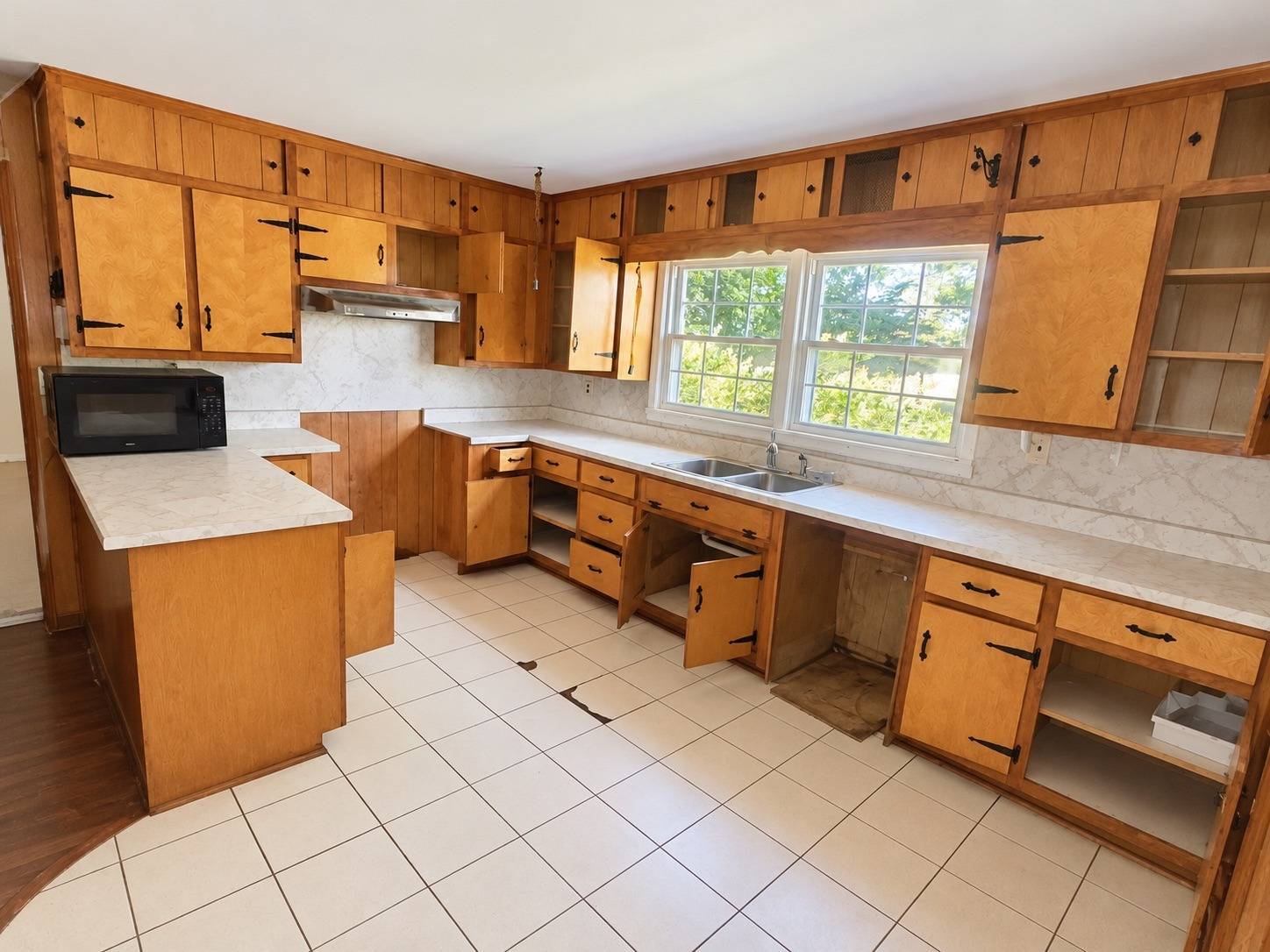 1100 Pace Quarry Road