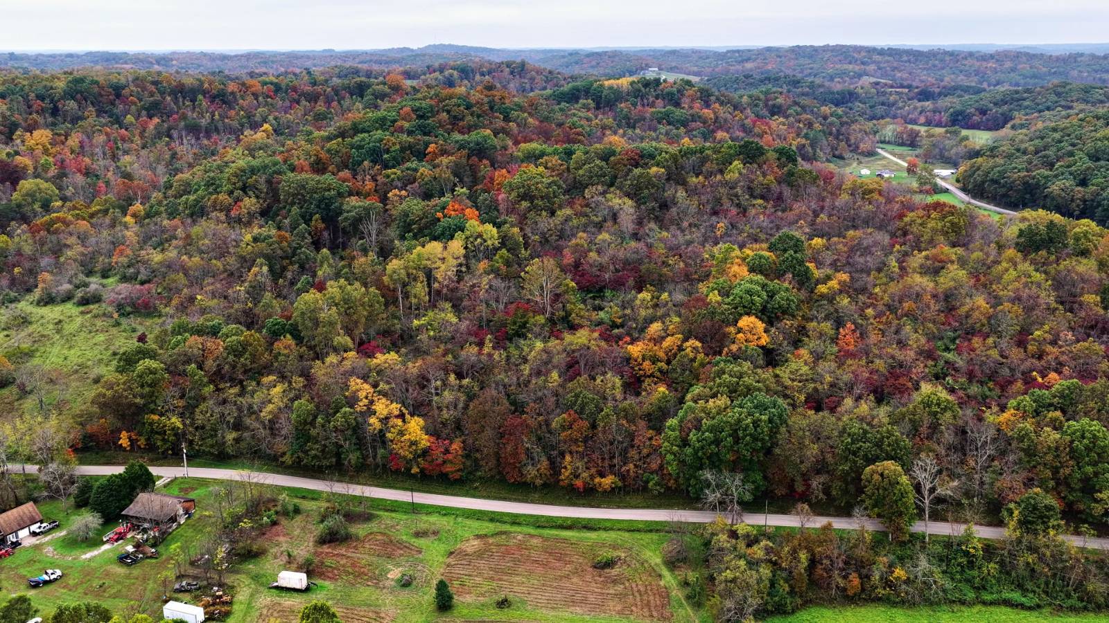 Photo 4 of 11 of land for sale at 0 Buckingham Road, Logan, OH 43138