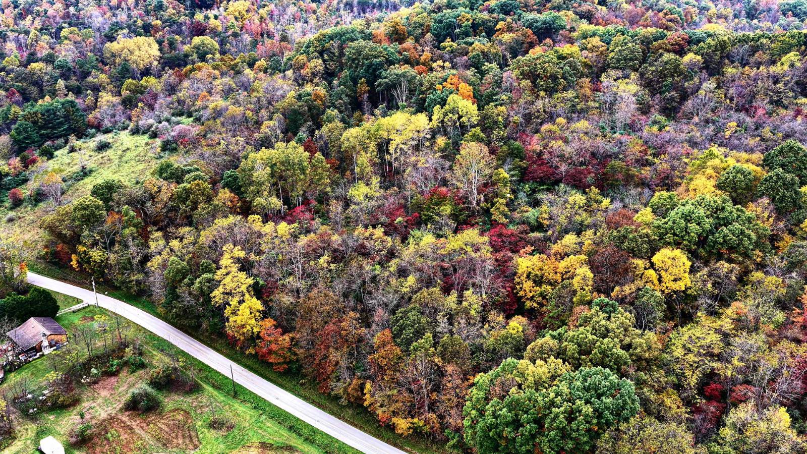 5.1 acres in Hocking County, OH: hunting land for sale near Logan, OH