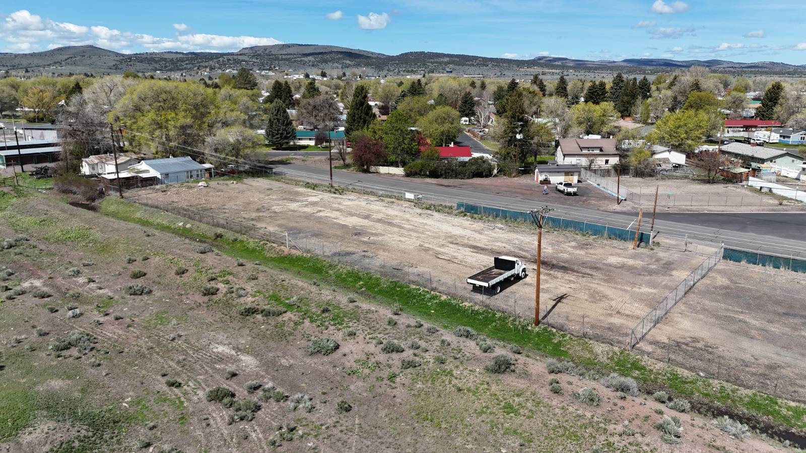 Photo 4 of 8 of land for sale at TL 100 W Railroad Ave, Burns, OR 97720