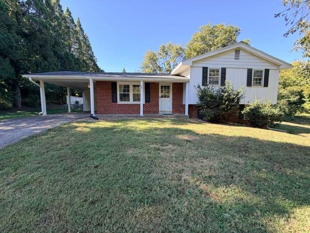 828 Watson Ln.