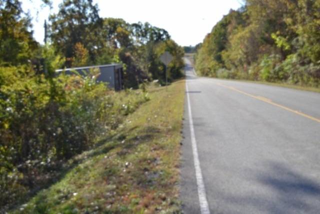 Photo 4 of 27 of land for sale at 2.5ac Old State Hwy 52, Celina, TN 38551