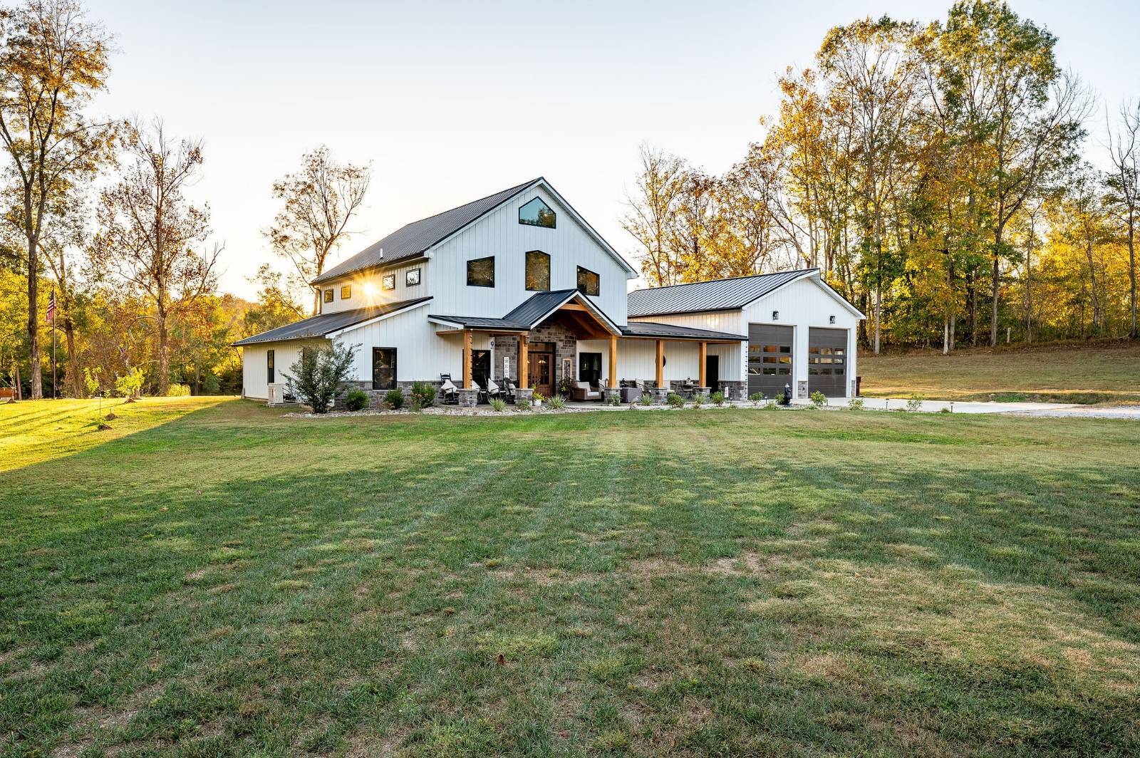 300 Graylee Lane
