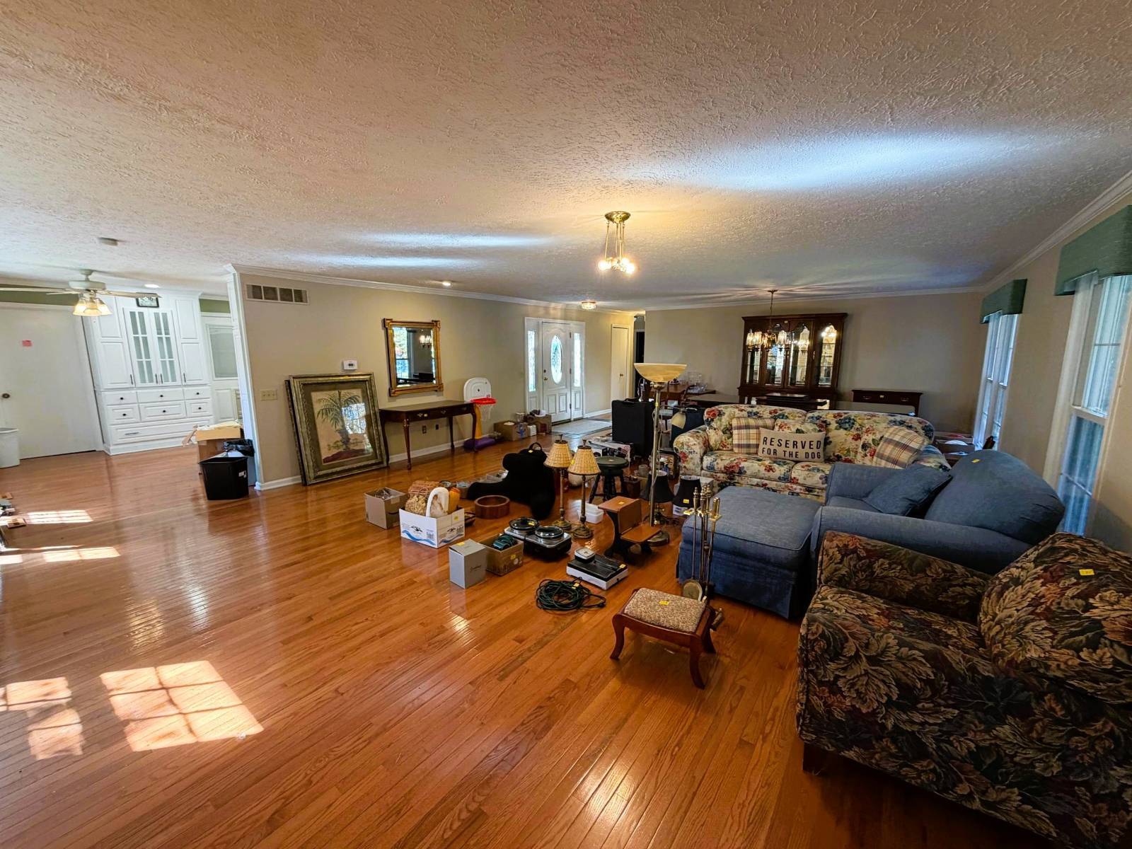 413 Lakeview Drive
