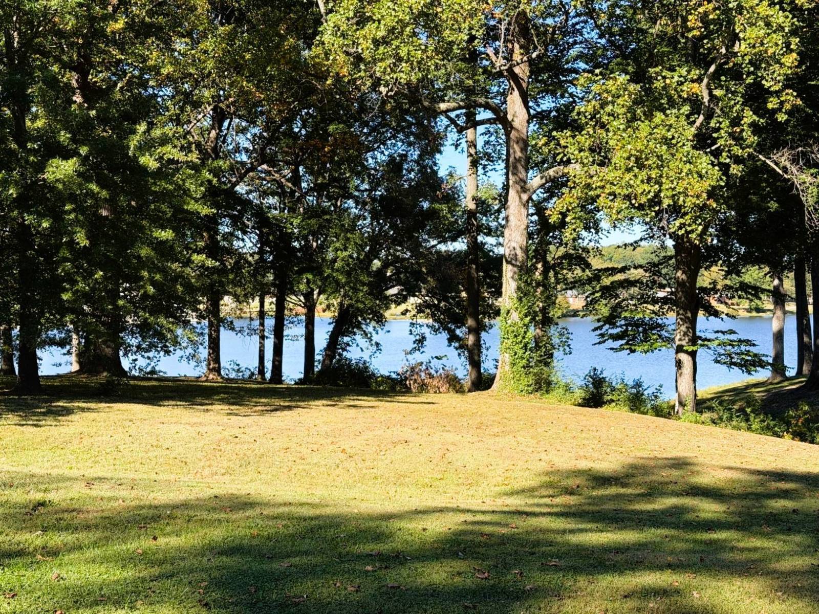 413 Lakeview Drive