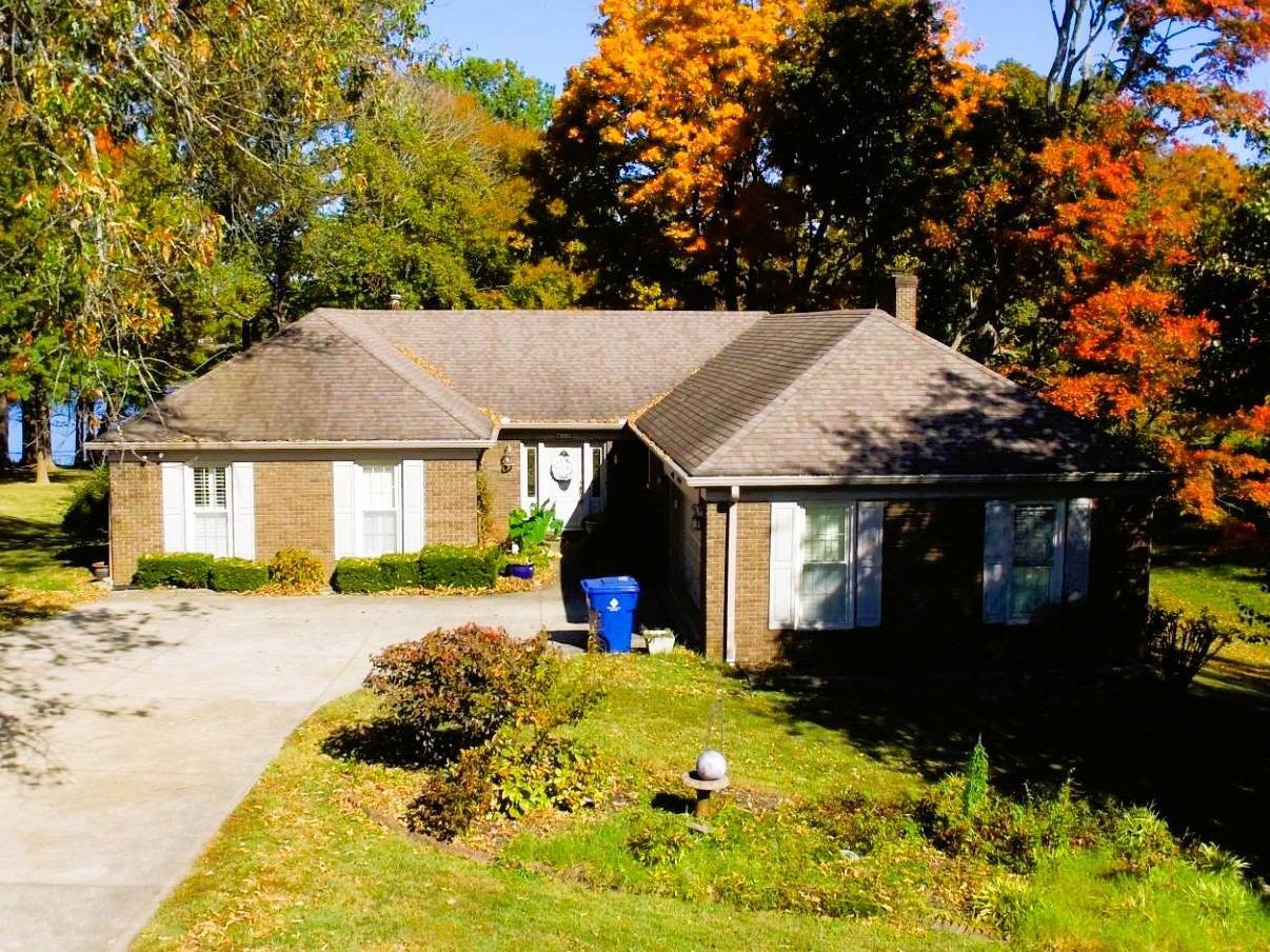413 Lakeview Drive